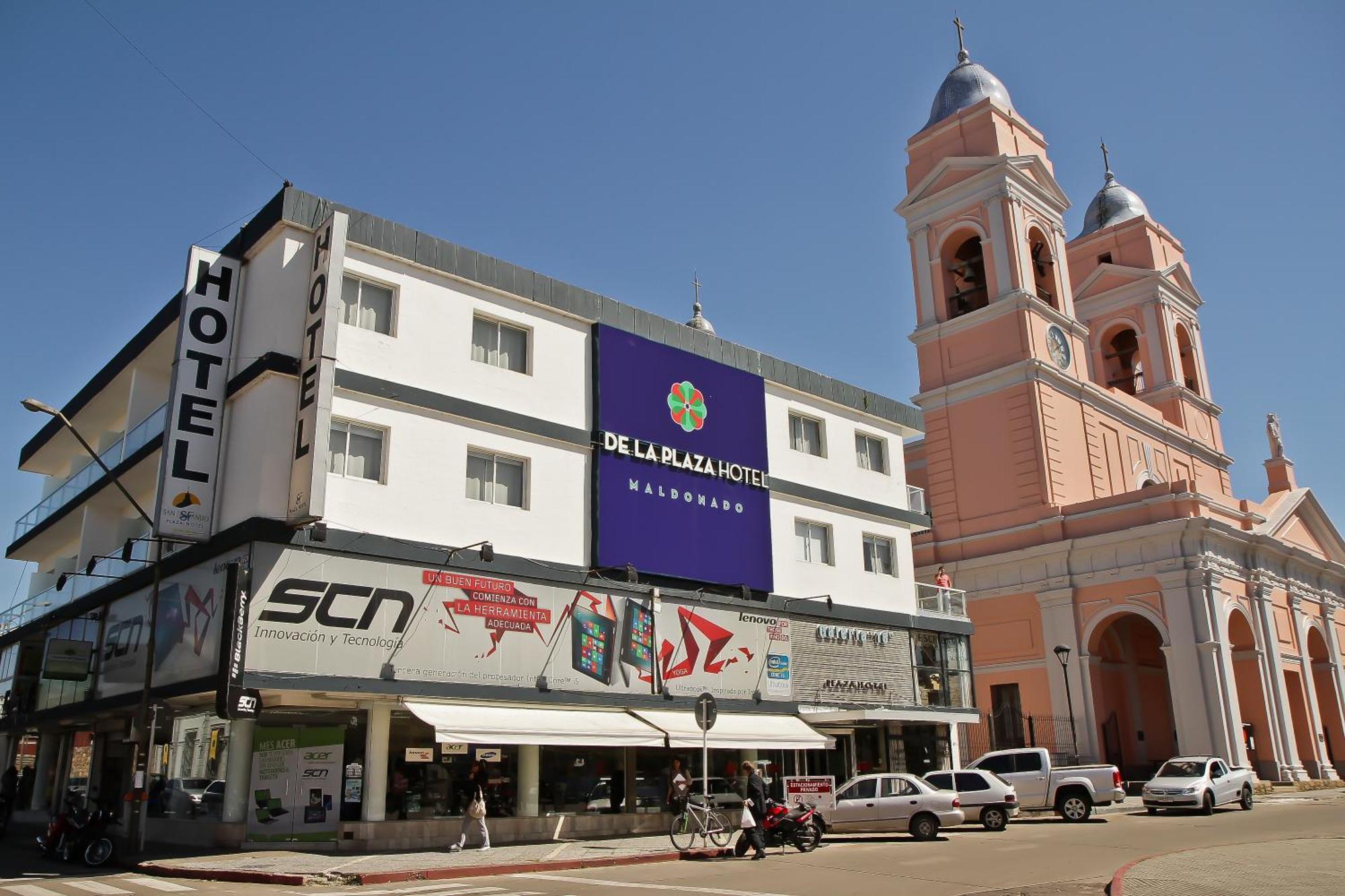 De La Plaza Hotel มัลโดนาโด ภายนอก รูปภาพ